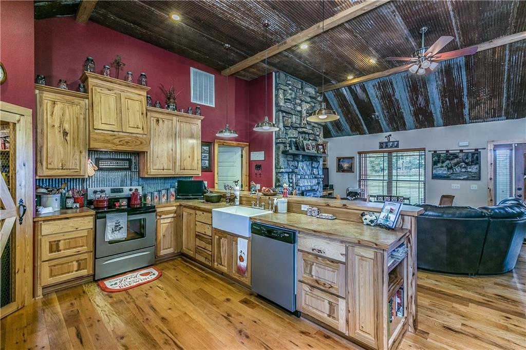 16351 Sillver Springs, Pea Ridge, AR 72732