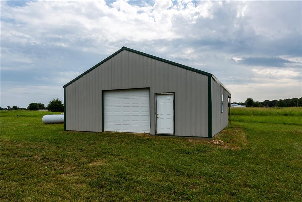 13250 Taylor OrchardRD, Gentry, AR 72734