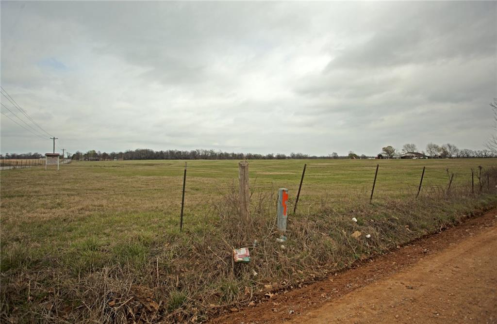 22300 Leonard RanchRD, Gravette, AR 72736
