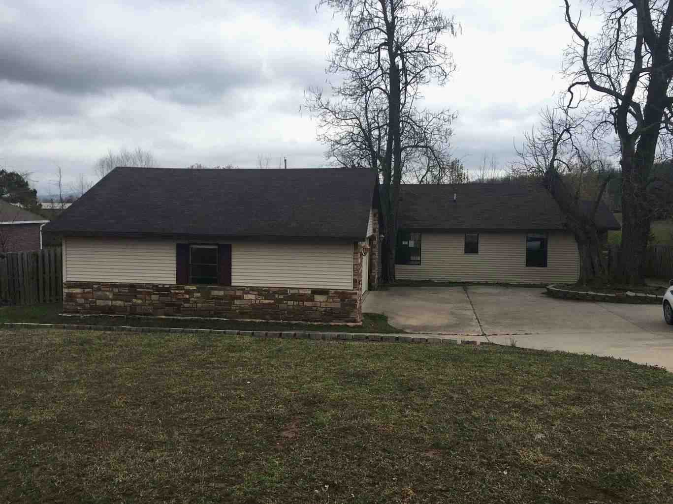 100 N Brewer CtGreenland, AR, 72737Washington County