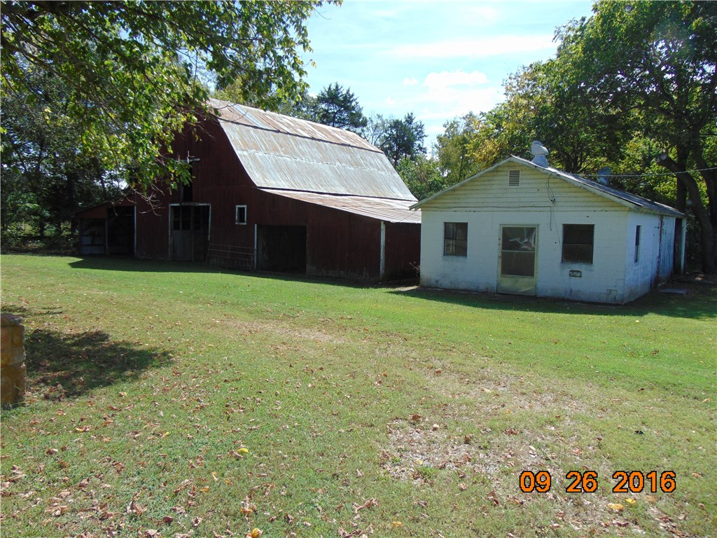 6437S Highway 21, Huntsville, AR 72740