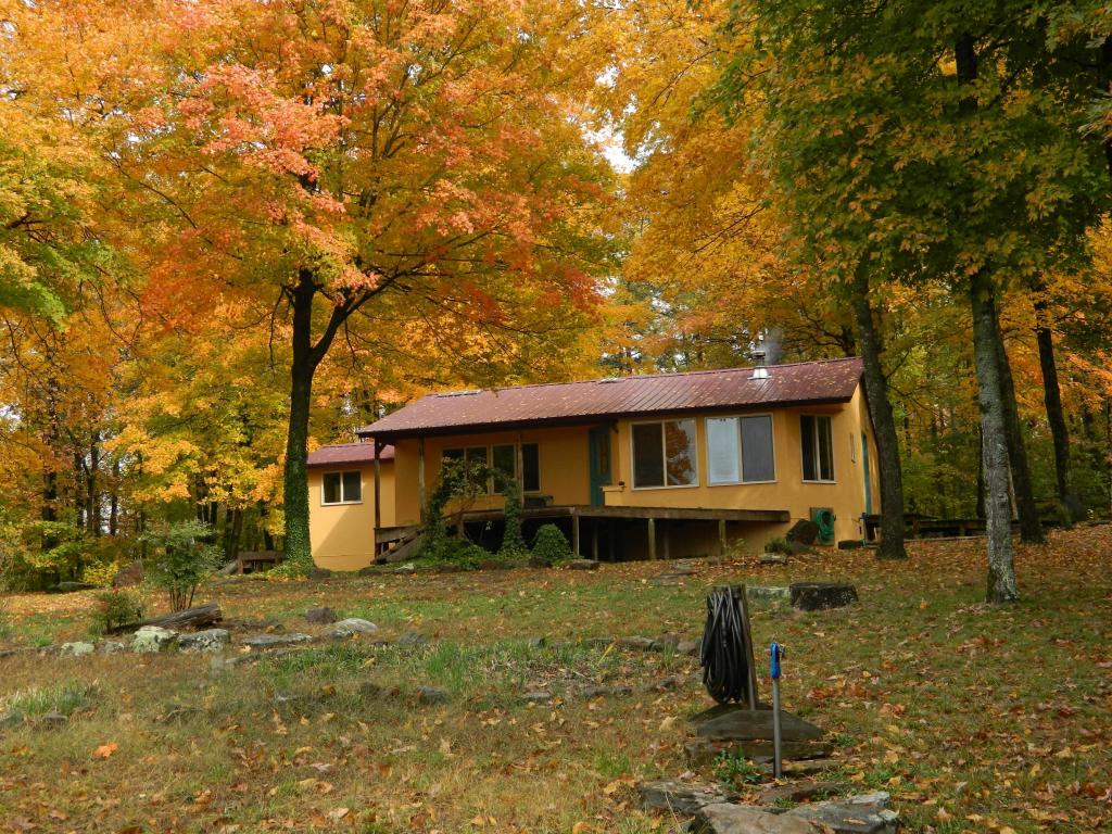 HC 70 Box 404, Boxley, AR 72740