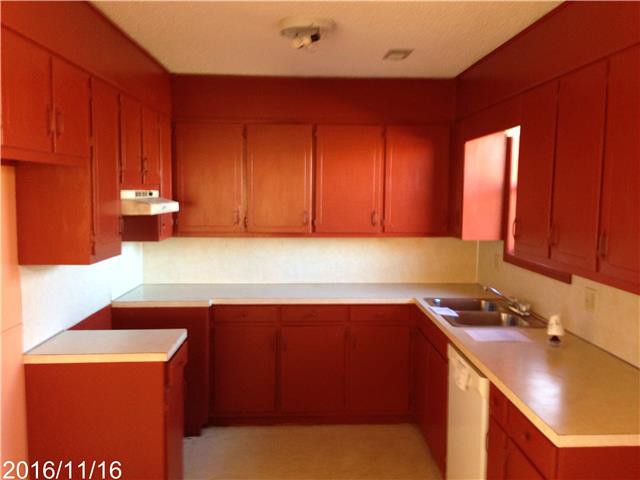 209 Cedar HtsHuntsville, AR, 72740Madison County