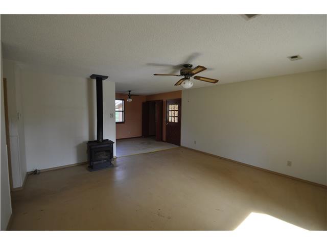 209 Cedar HtsHuntsville, AR, 72740Madison County