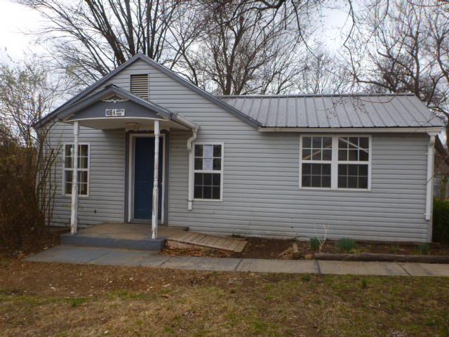 108a N Main AveLincoln, AR, 72744Washington County