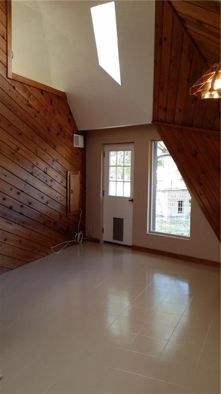 15429 HarrisRD, Lowell, AR 72745