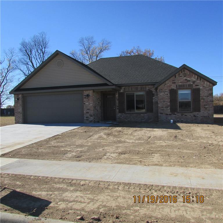 1260 SebastianLN, Prairie Grove, AR 72753