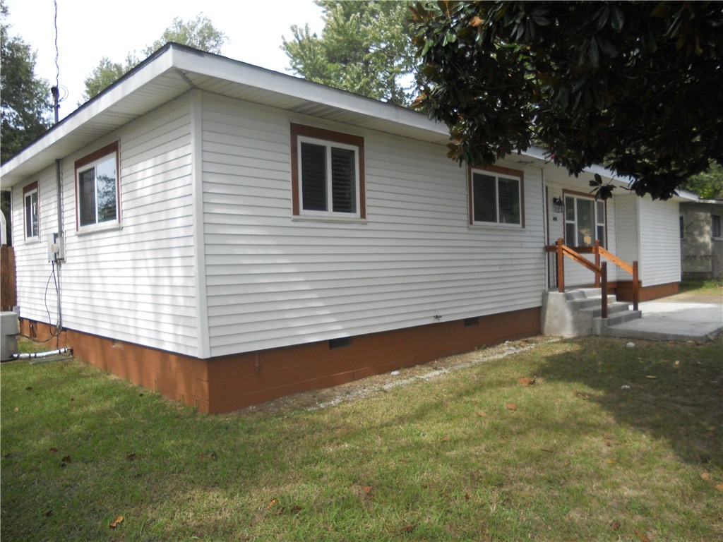 802 8thST, Rogers, AR 72756