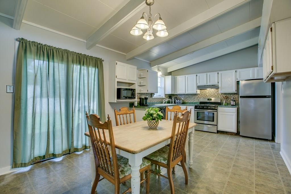 620S DixielandRD, Rogers, AR 72756