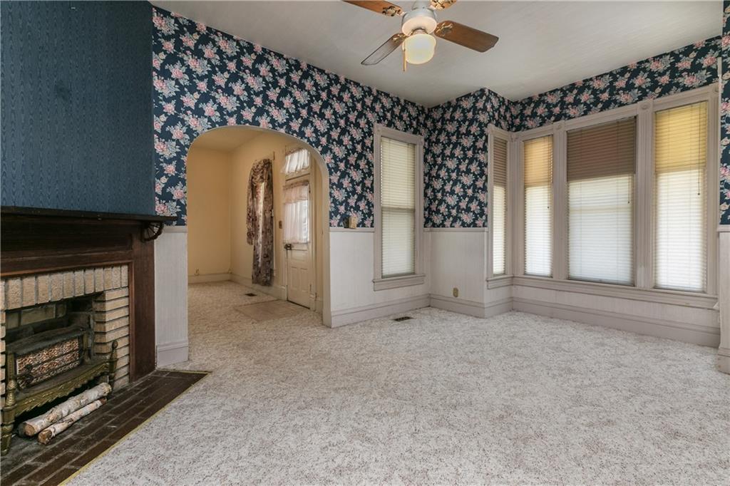 421 PoplarST, Rogers, AR 72756