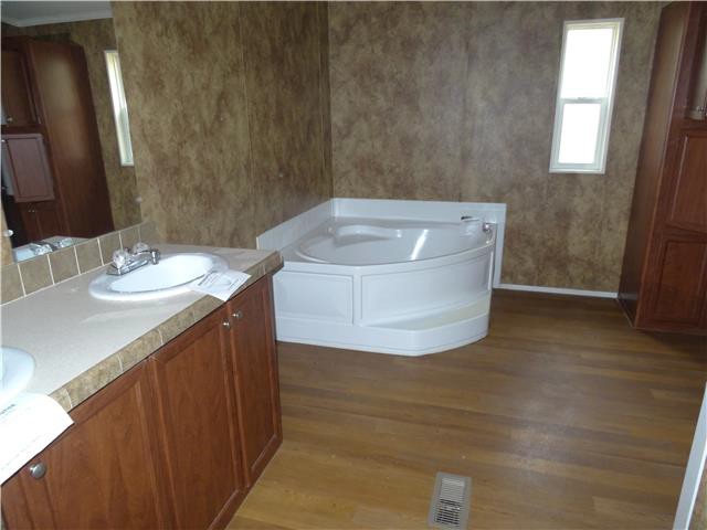 17730 Railroad Cut RdRogers, AR, 72756Benton County