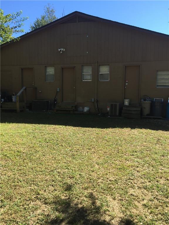 613 OakST, Rogers, AR 72756