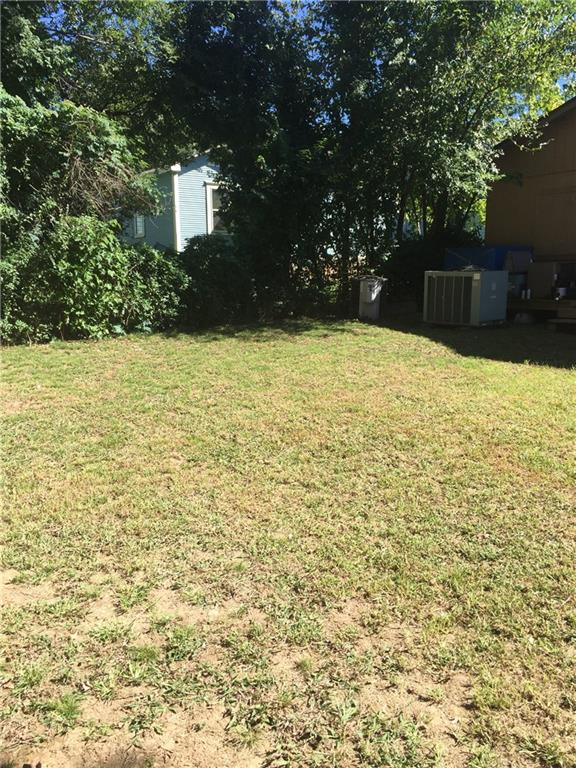 613 OakST, Rogers, AR 72756