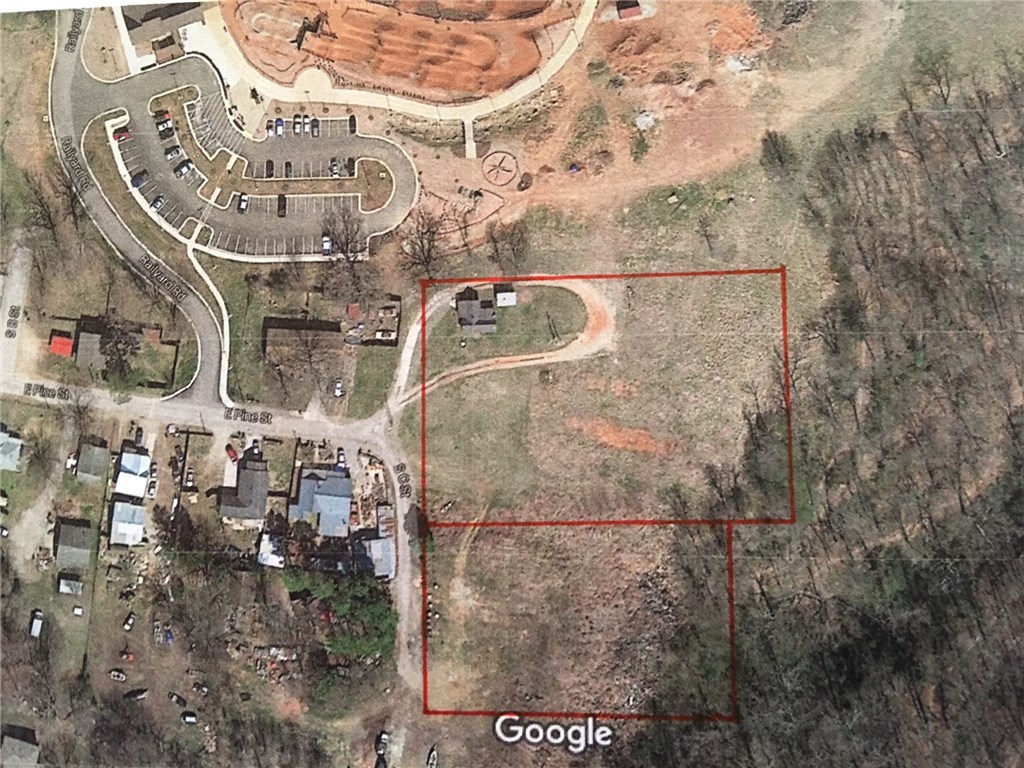 309E PineST, Rogers, AR 72756
