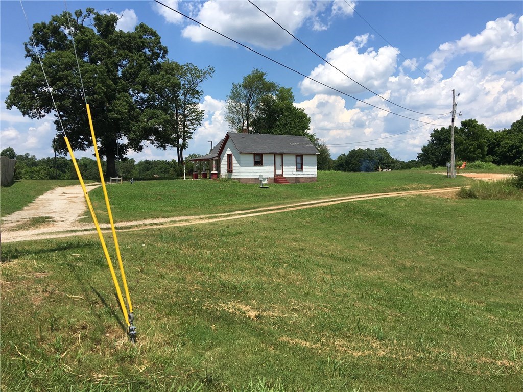 309E PineST, Rogers, AR 72756