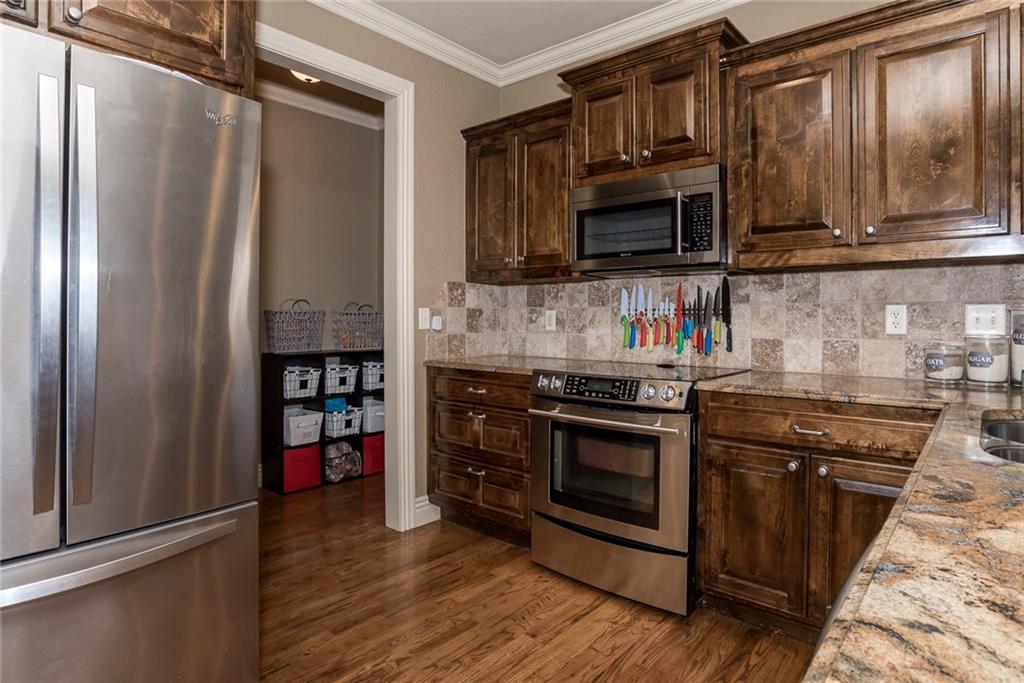 16240 KostnerDR, Rogers, AR 72756