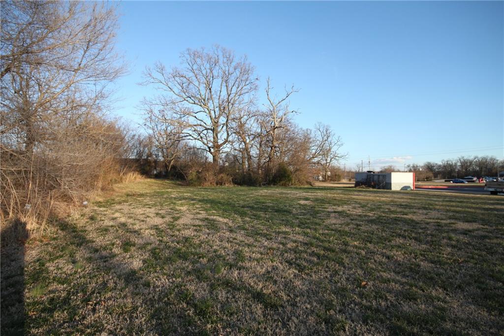 3405 WalnutST, Rogers, AR 72756