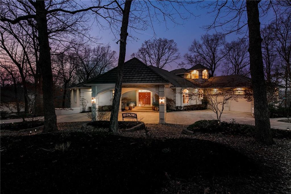 17 RavenshoeRD, Rogers, AR 72756