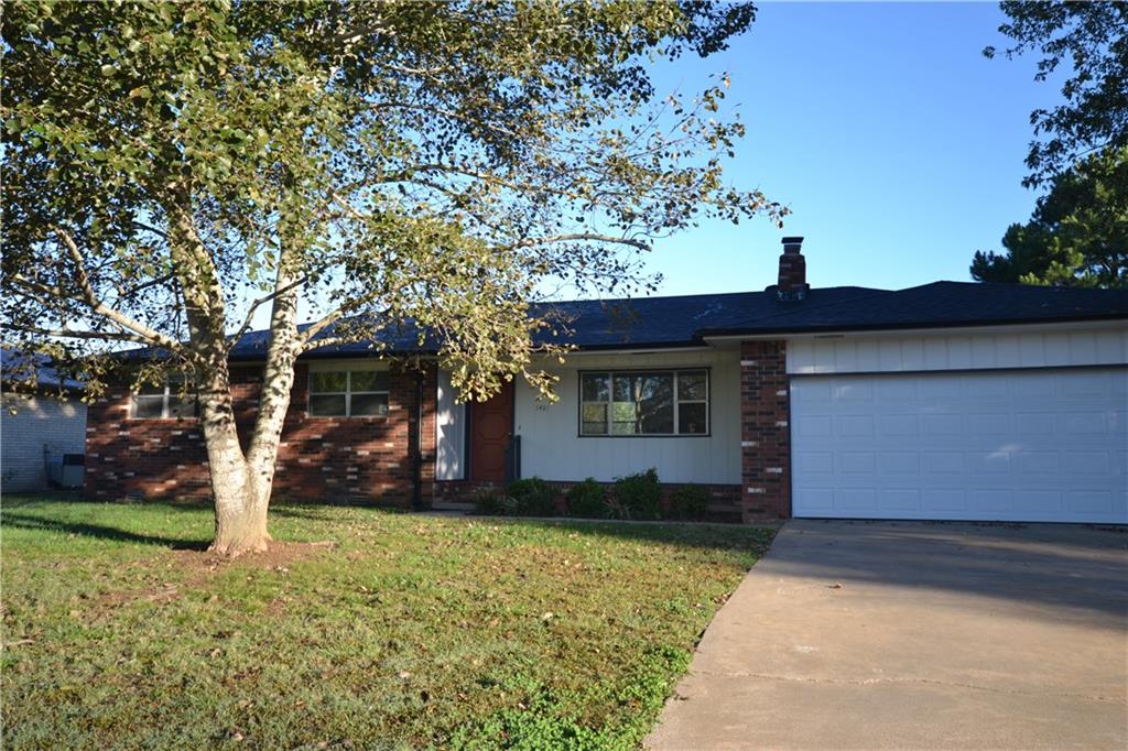 1401W BonnieLN, Rogers, AR 72758