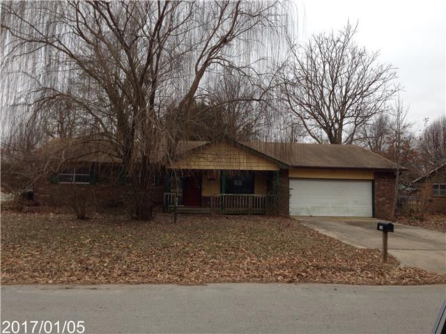 1206 W Banz RdRogers, AR, 72758Benton County