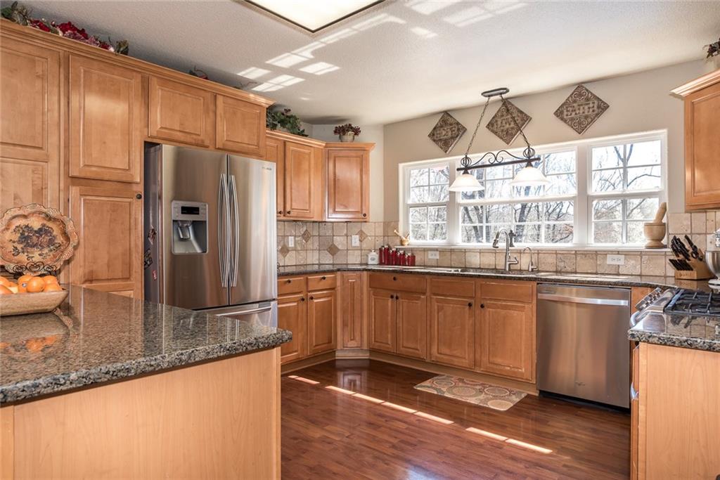 10186 MullinsLN, Rogers, AR 72758