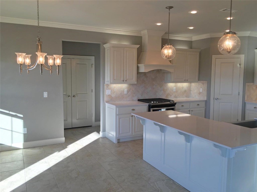 4802W LakewoodDR, Rogers, AR 72758