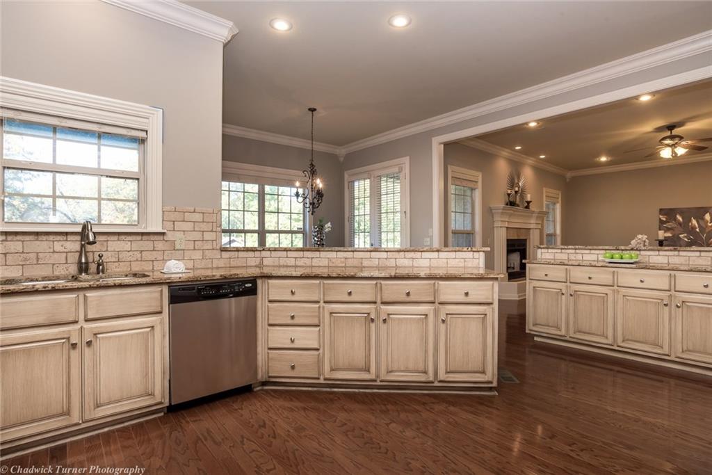 6507 AlyssaLN, Rogers, AR 72758