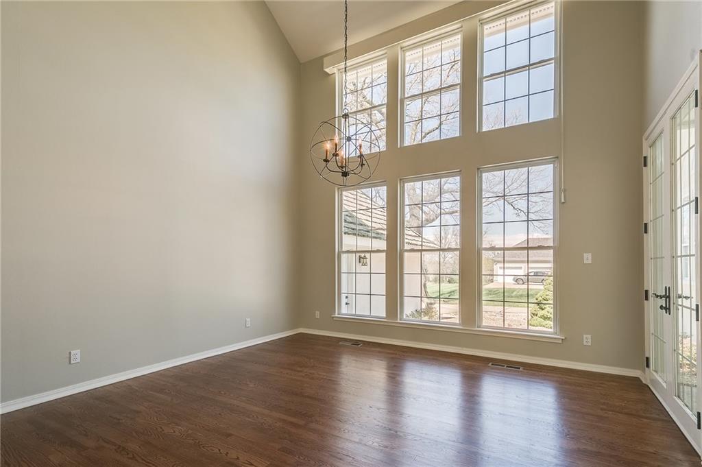 20S Mission HillsCIR, Rogers, AR 72758