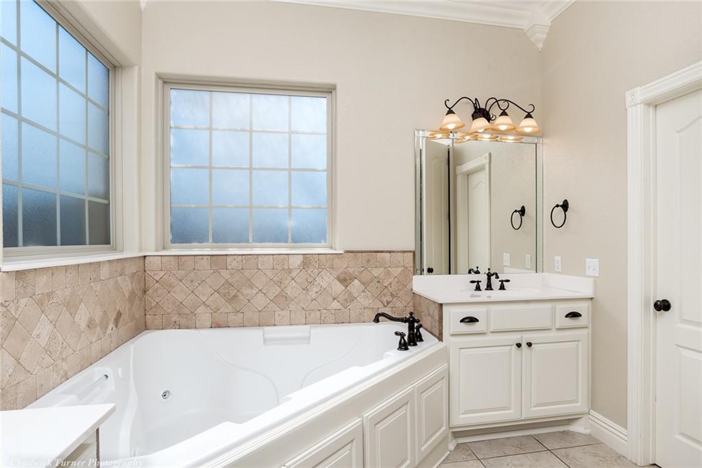 36 WimbledonWY, Rogers, AR 72758
