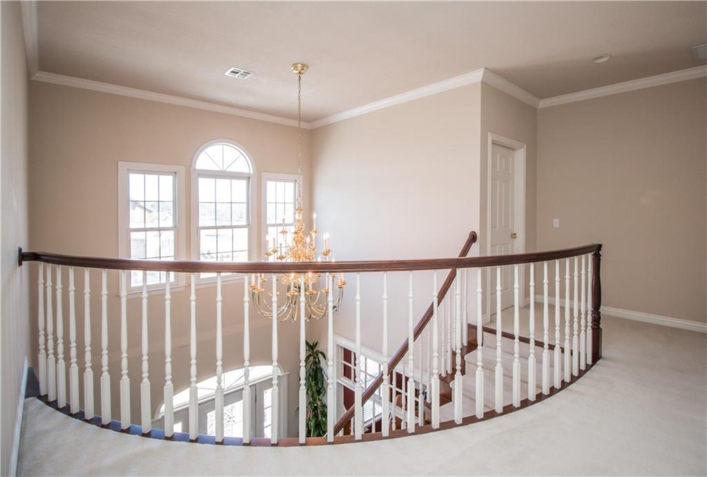 82 ChampionsBLVD, Rogers, AR 72758