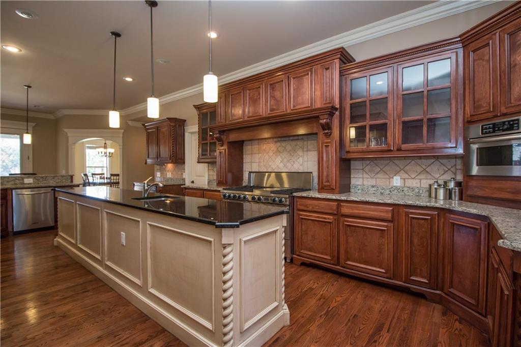 22S WindsorDR, Rogers, AR 72758