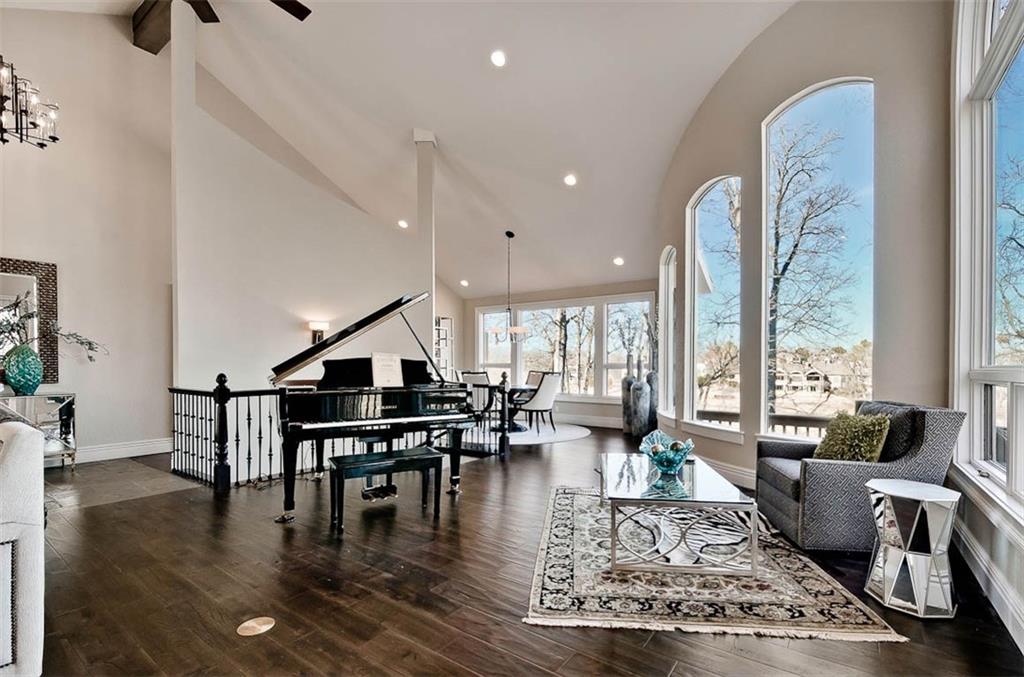 17S ClubhouseDR, Rogers, AR 72758