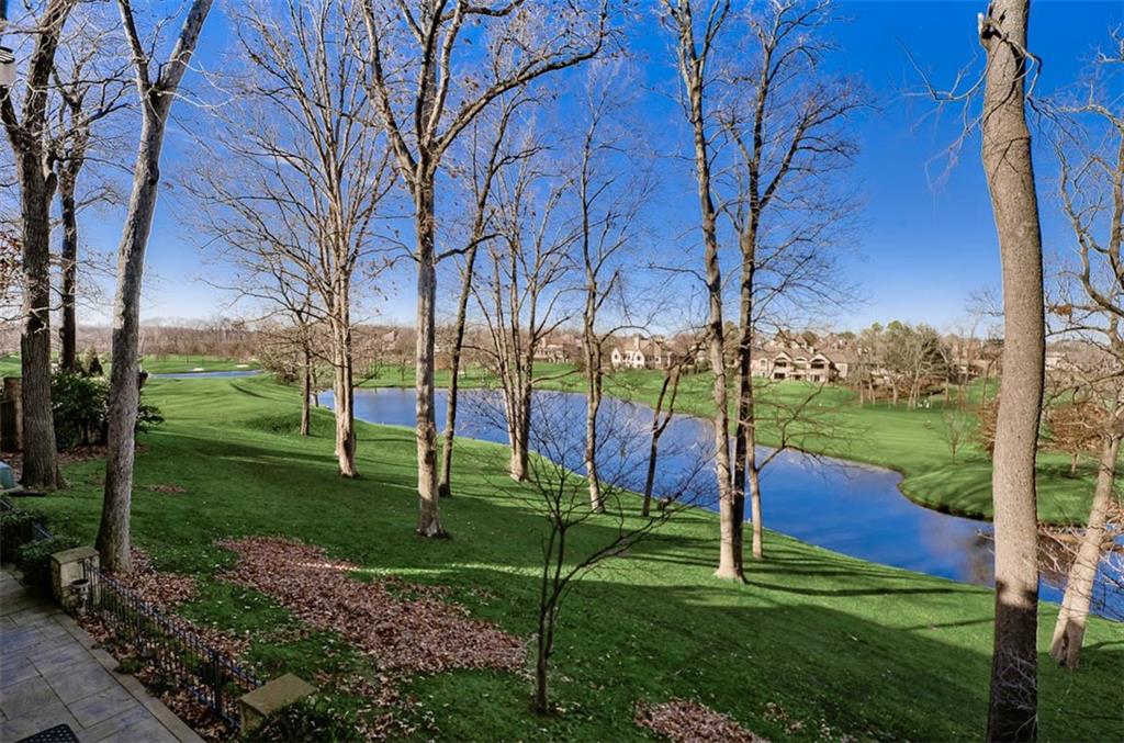 17S ClubhouseDR, Rogers, AR 72758
