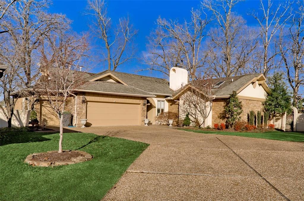17S ClubhouseDR, Rogers, AR 72758