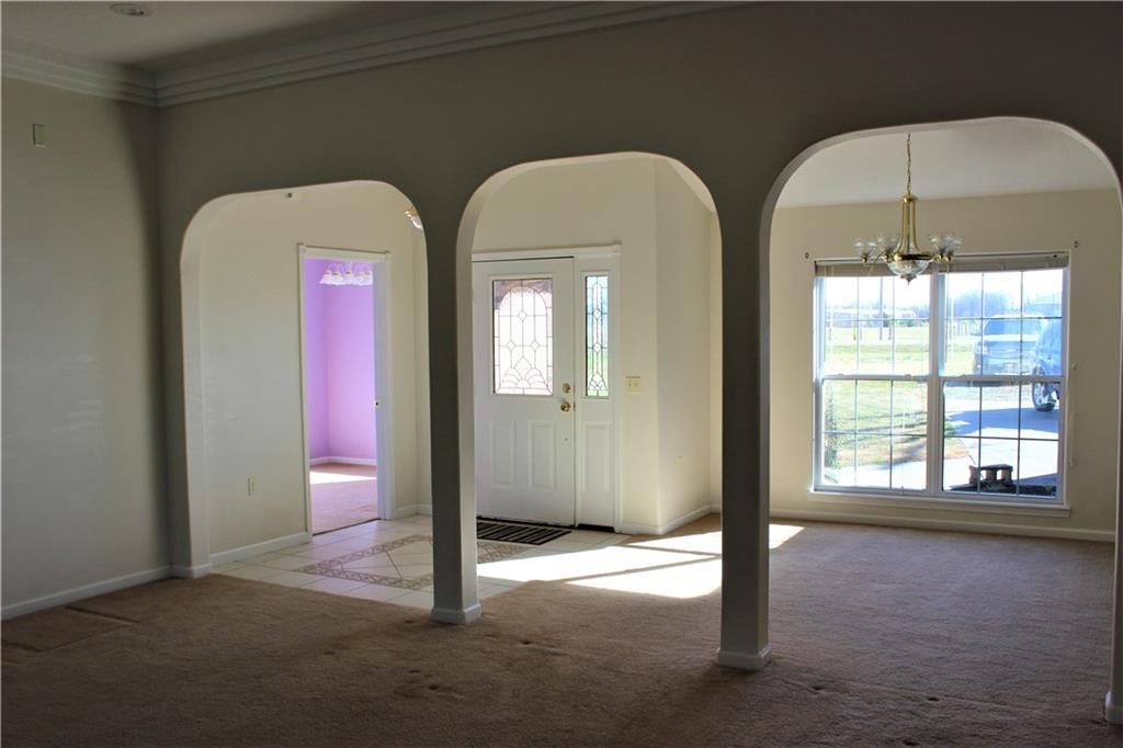 2504S LincolnST, Siloam Springs, AR 72761