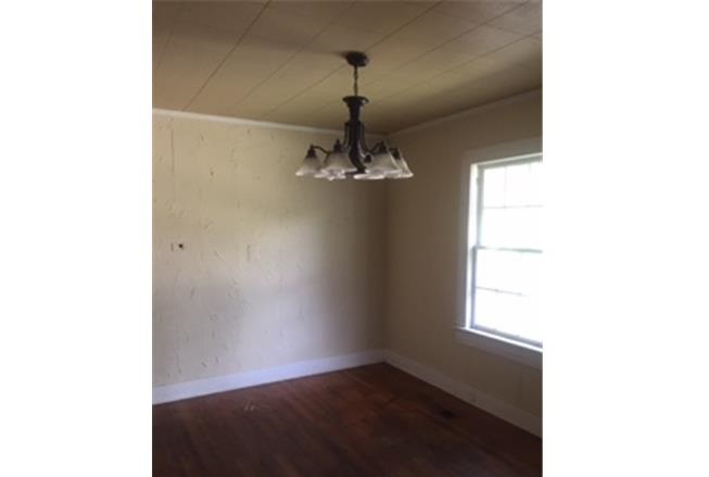 616 S Wright StSiloam Springs, AR, 72761Benton County