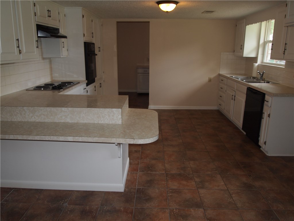 2101 ChristineST, Springdale, AR 72762