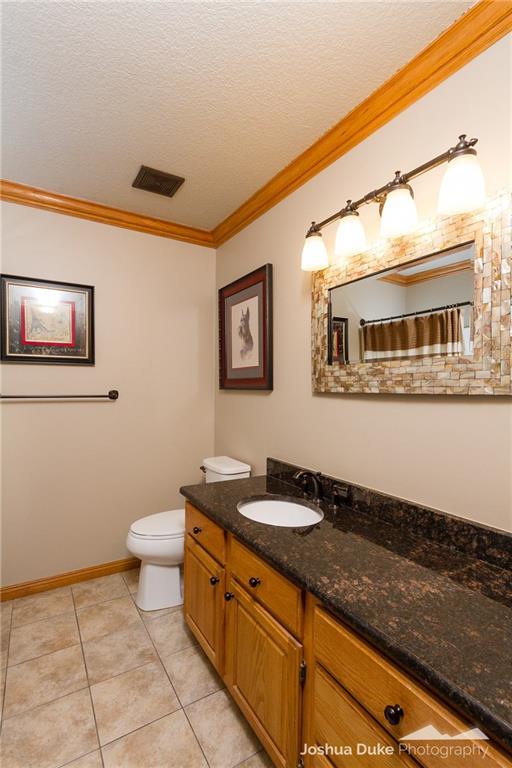 3008S BarringtonRD, Springdale, AR 72762