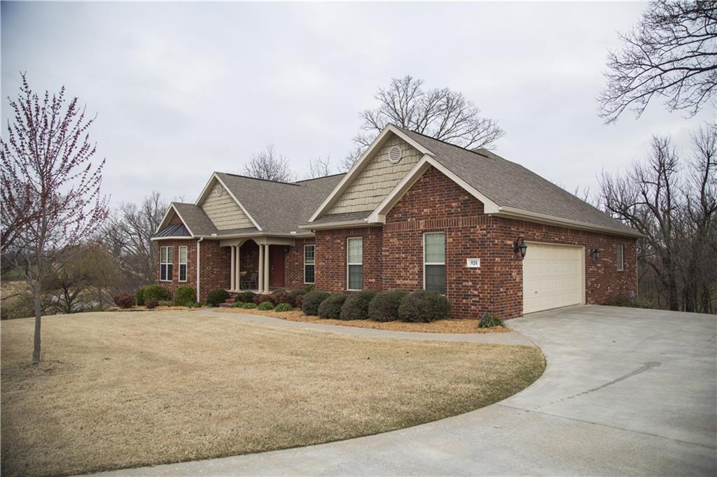824 ThiesseLN, Springdale, AR 72762