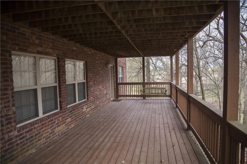 824 ThiesseLN, Springdale, AR 72762