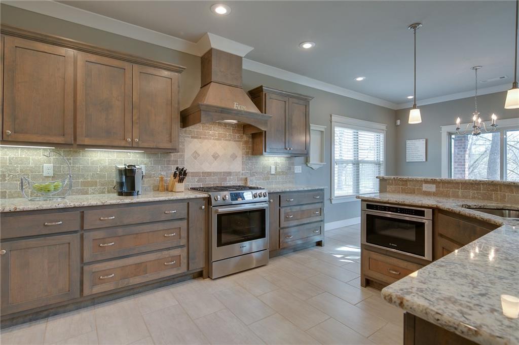 13174 Rusty BlackhawCT, Springdale, AR 72762
