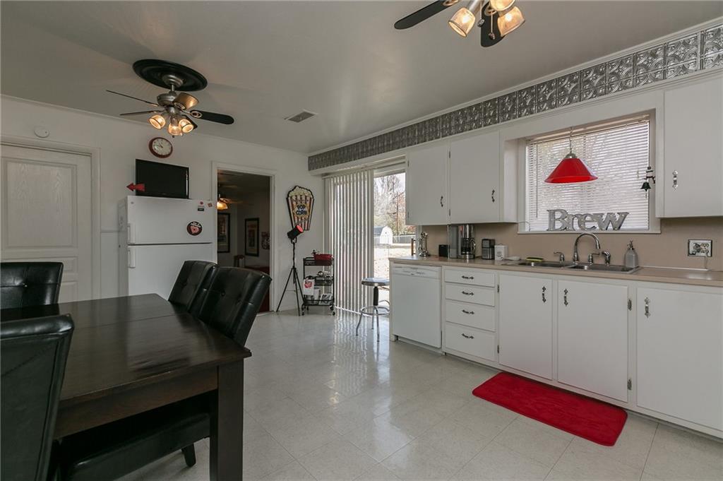 327 MichaelST, Springdale, AR 72764
