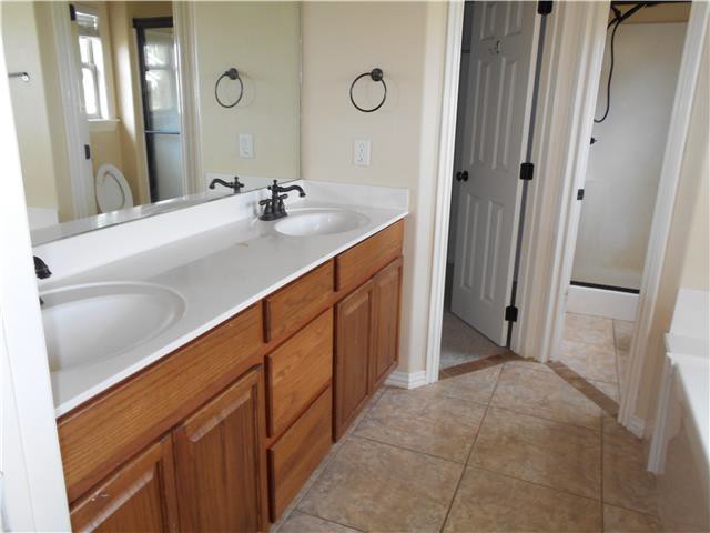 3270 Pinot AveSpringdale, AR, 72764Washington County