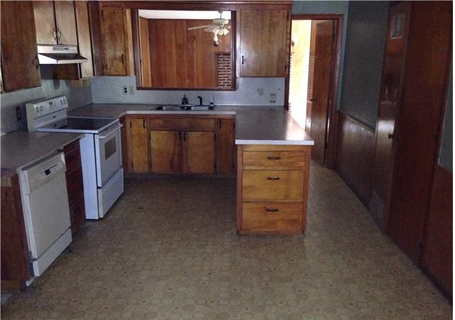 709 Young StSpringdale, AR, 72764Washington County