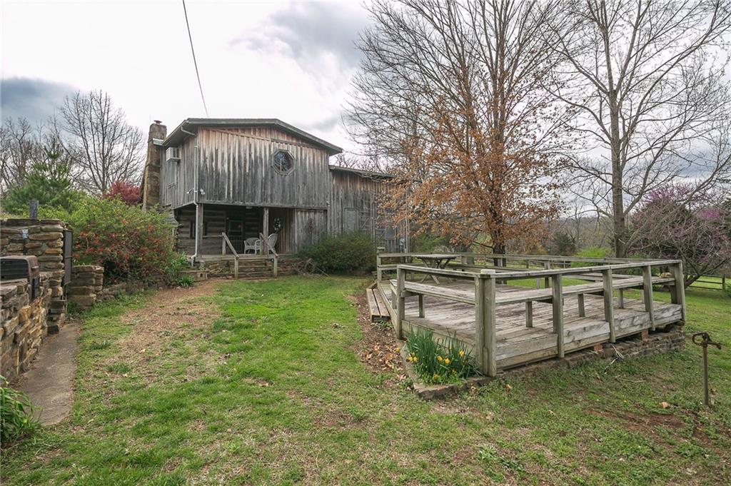887 StockburgerST, West Fork, AR 72774