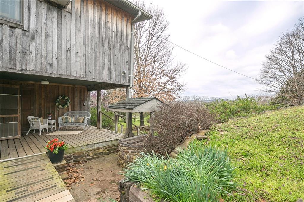887 StockburgerST, West Fork, AR 72774