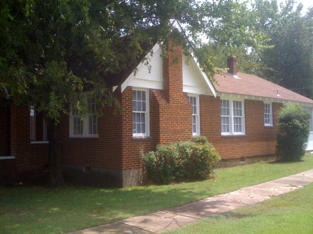 300-308 East 4th Street, Russellville, AR 72801