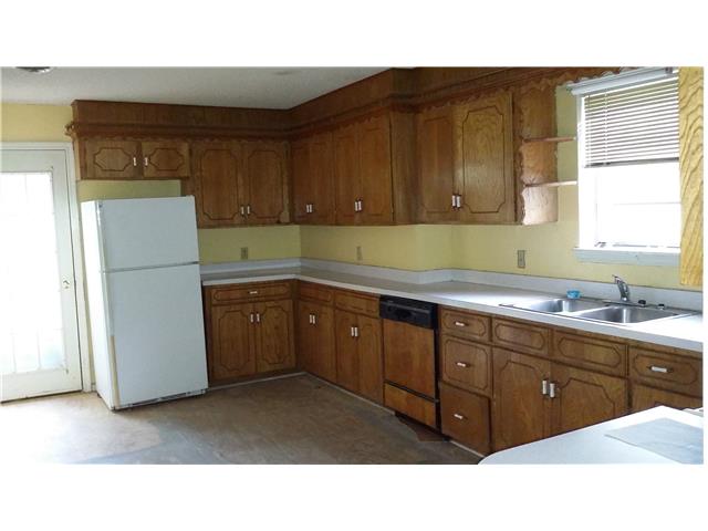 401 E G StRussellville, AR, 72801Pope County