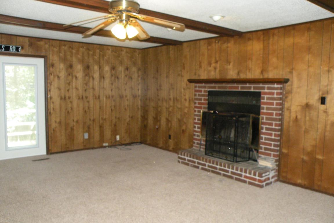 105 CANTERBURY Circle, Russellville, AR 72802