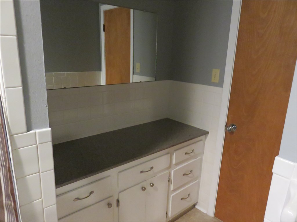 102 LakewoodCIR, Russellville, AR 72802